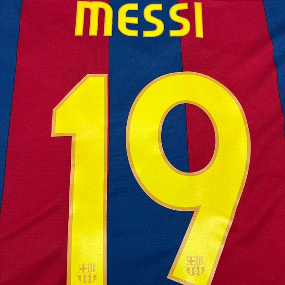 Messi #19 Barcelona 2007/2008 Home ORIGINAL Nike Women Soccer Jersey (XL) - Picture 8 of 9